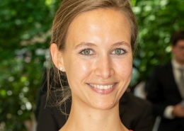 Dr. Christiane Essl